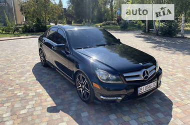 Седан Mercedes-Benz C-Class 2011 в Миргороді