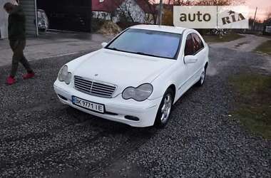 Седан Mercedes-Benz C-Class 2000 в Камне-Каширском