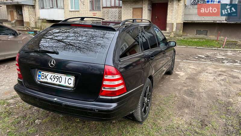 Универсал Mercedes-Benz C-Class 2005 в Ровно