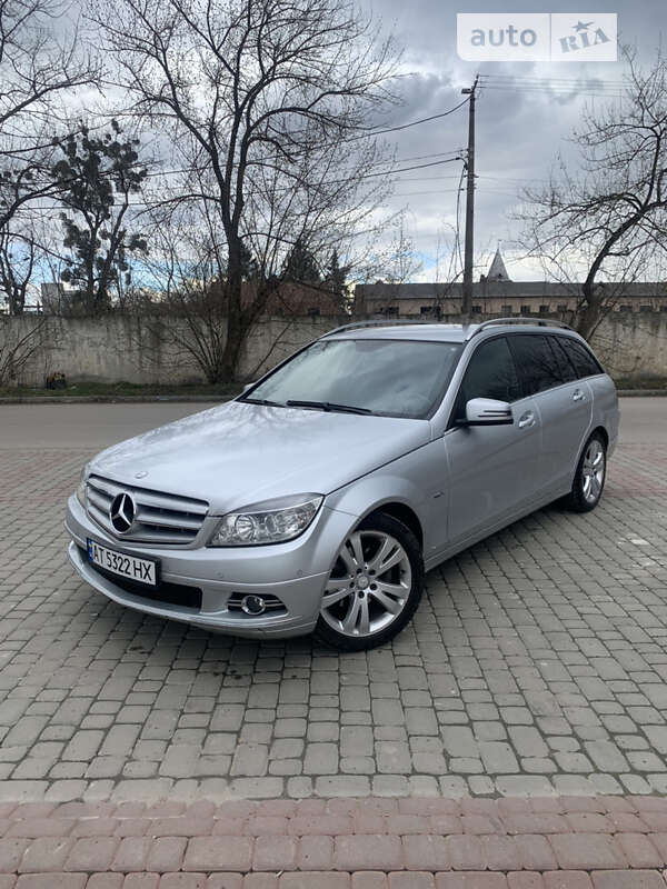 Универсал Mercedes-Benz C-Class 2010 в Ивано-Франковске