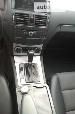 Седан Mercedes-Benz C-Class 2008 в 