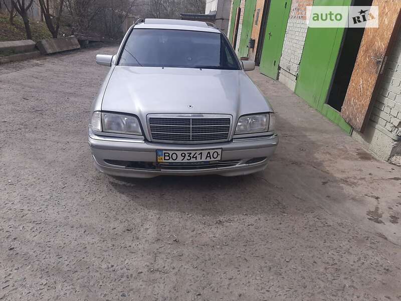 Універсал Mercedes-Benz C-Class 2000 в Хмельницькому