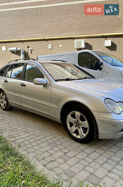 Универсал Mercedes-Benz C-Class 2002 в Ужгороде