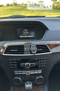 Седан Mercedes-Benz C-Class 2013 в Дніпрі