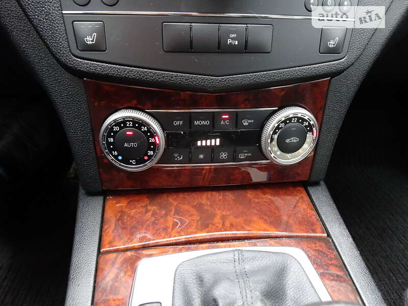 Седан Mercedes-Benz C-Class 2008 в Решетилівці