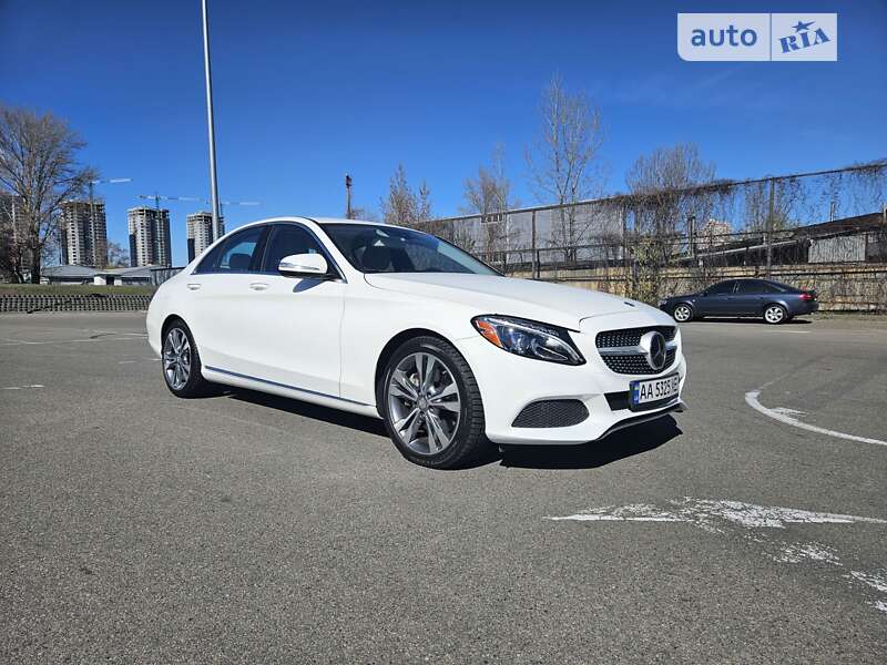 Седан Mercedes-Benz C-Class 2015 в Киеве