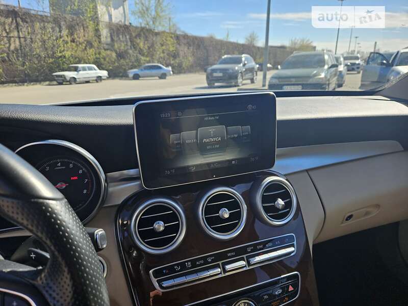 Седан Mercedes-Benz C-Class 2015 в Киеве
