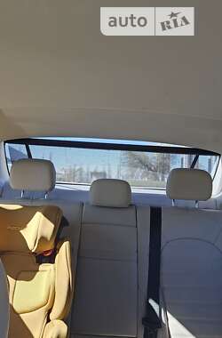 Седан Mercedes-Benz C-Class 2015 в 
