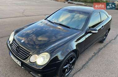 Купе Mercedes-Benz C-Class 2004 в Ужгороді