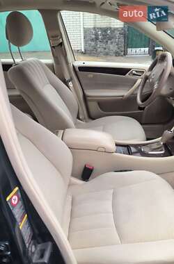 Седан Mercedes-Benz C-Class 2004 в Житомирі