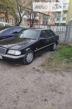 Седан Mercedes-Benz C-Class 1997 в Львове