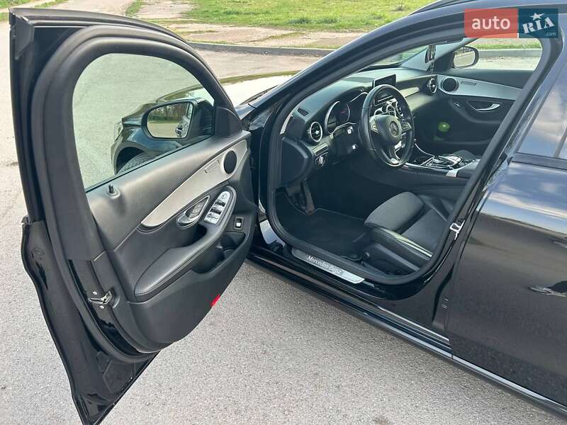 Универсал Mercedes-Benz C-Class 2015 в Киеве