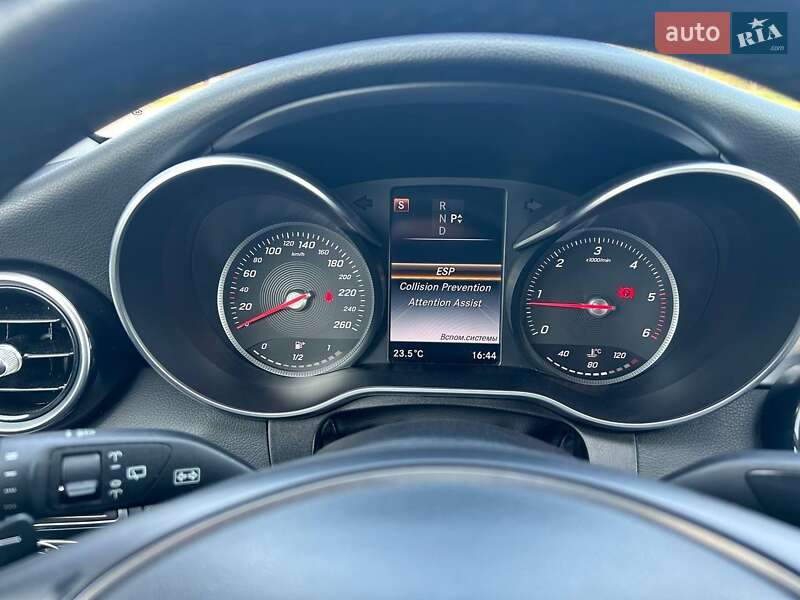 Универсал Mercedes-Benz C-Class 2015 в Киеве