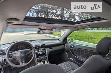 Купе Mercedes-Benz C-Class 2002 в 