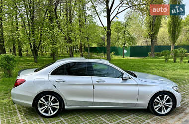Седан Mercedes-Benz C-Class 2017 в 