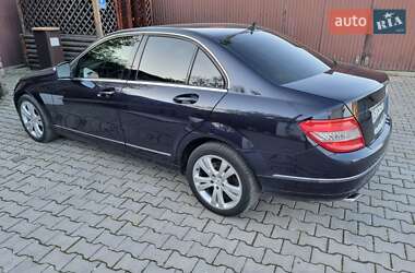 Седан Mercedes-Benz C-Class 2007 в Черновцах