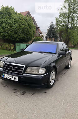 Седан Mercedes-Benz C-Class 1996 в Луцьку