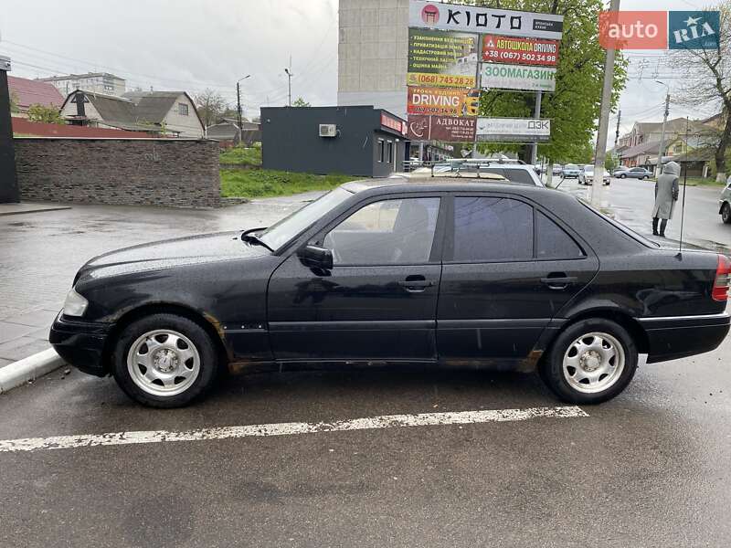 Седан Mercedes-Benz C-Class 1996 в Києві