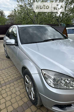 Седан Mercedes-Benz C-Class 2009 в Львове