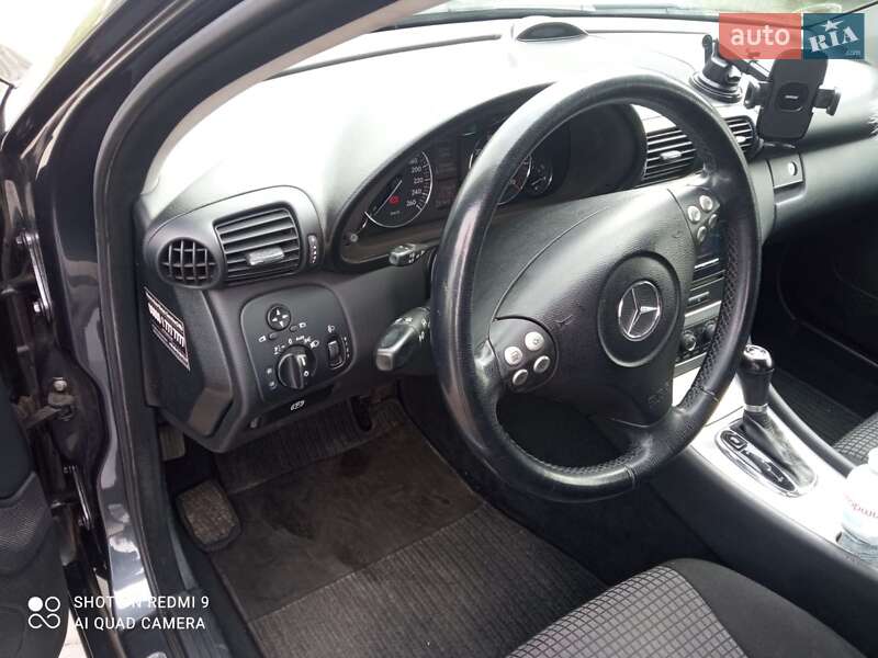 Купе Mercedes-Benz C-Class 2006 в Виннице фото 7 Купе Mercedes-Benz C-Class 2006 в Виннице