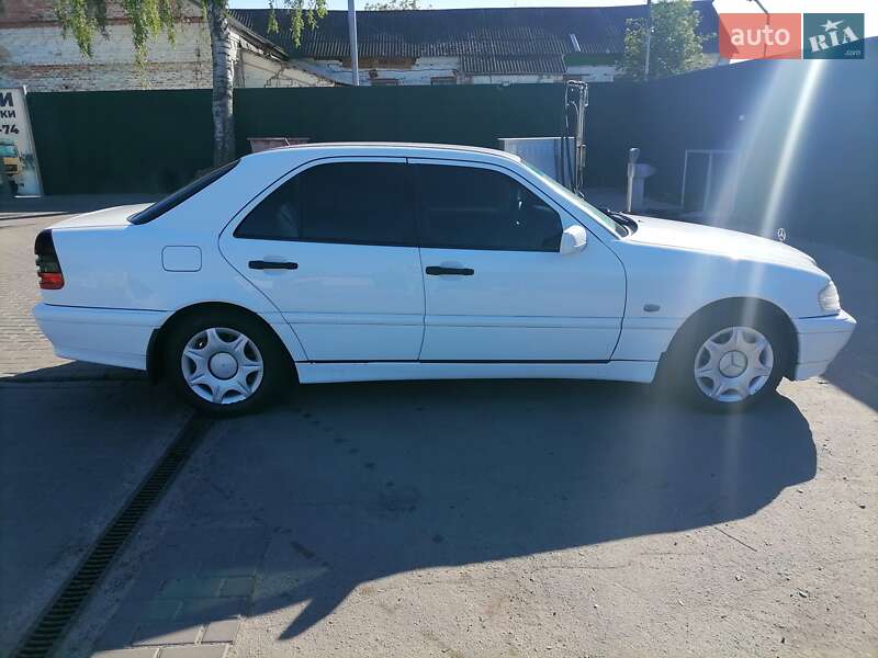Седан Mercedes-Benz C-Class 1999 в Харькове