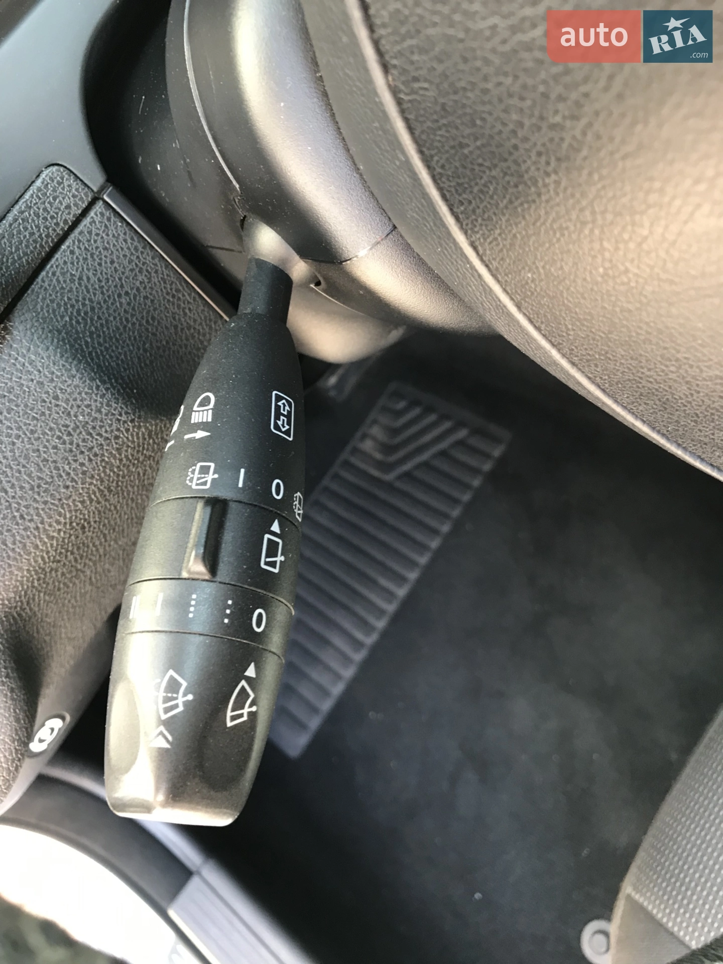 Mercedes-Benz C-Class 2008 VIN WDD2042071F167944 фото оголошення 10 з 22
