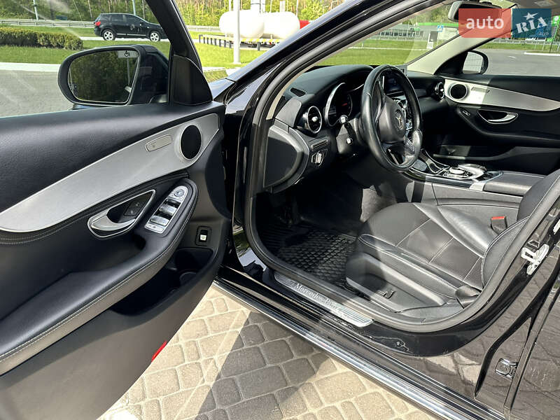 Седан Mercedes-Benz C-Class 2014 в Киеве