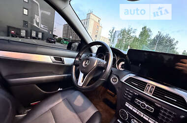 Седан Mercedes-Benz C-Class 2012 в Киеве