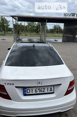 Седан Mercedes-Benz C-Class 2013 в Николаеве