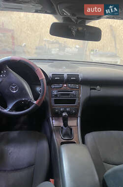 Седан Mercedes-Benz C-Class 2000 в 