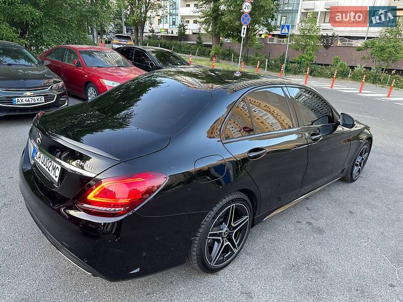 Седан Mercedes-Benz C-Class 2018 в Киеве