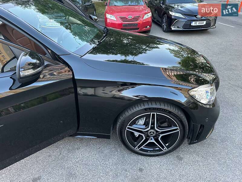 Седан Mercedes-Benz C-Class 2018 в Киеве