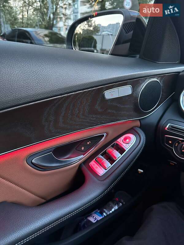 Седан Mercedes-Benz C-Class 2018 в Киеве