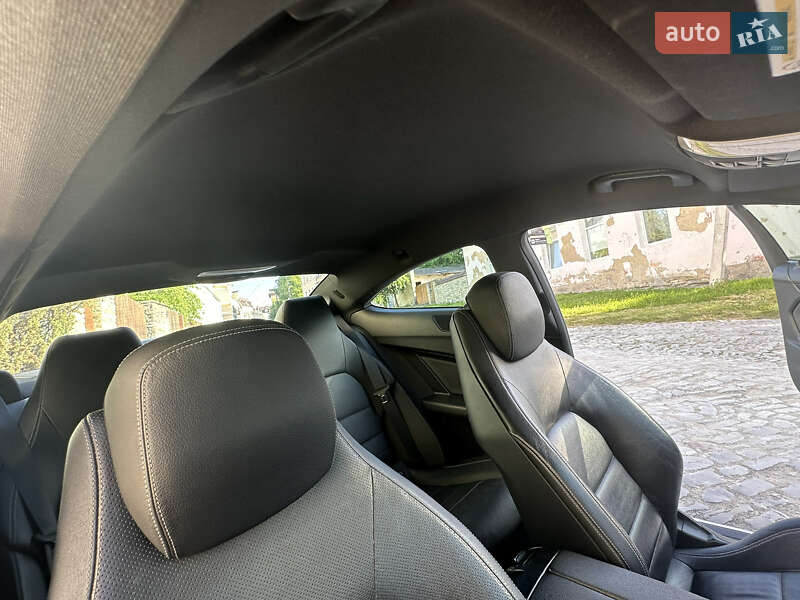 Купе Mercedes-Benz C-Class 2011 в Каменец-Подольском