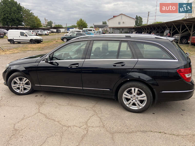 Универсал Mercedes-Benz C-Class 2014 в Одессе