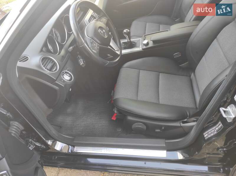 Универсал Mercedes-Benz C-Class 2012 в Калуше фото 12 Универсал Mercedes-Benz C-Class 2012 в Калуше