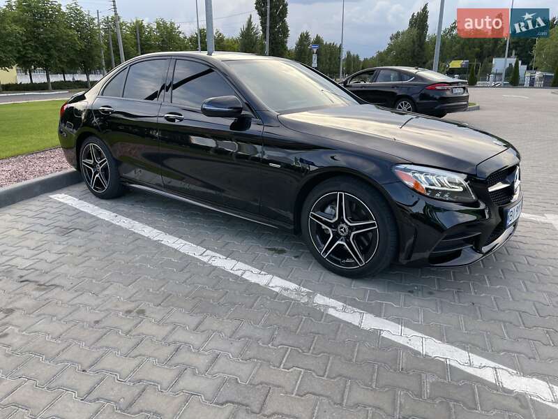 Седан Mercedes-Benz C-Class 2021 в Киеве