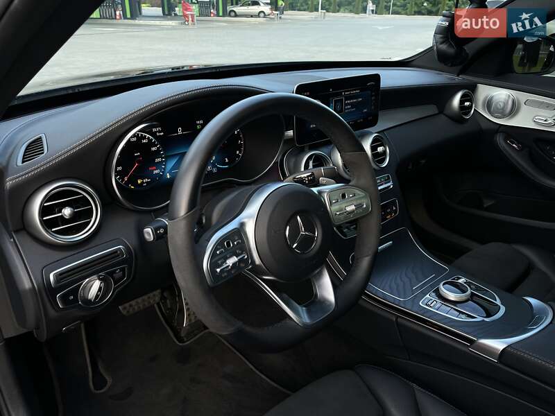 Седан Mercedes-Benz C-Class 2021 в Киеве