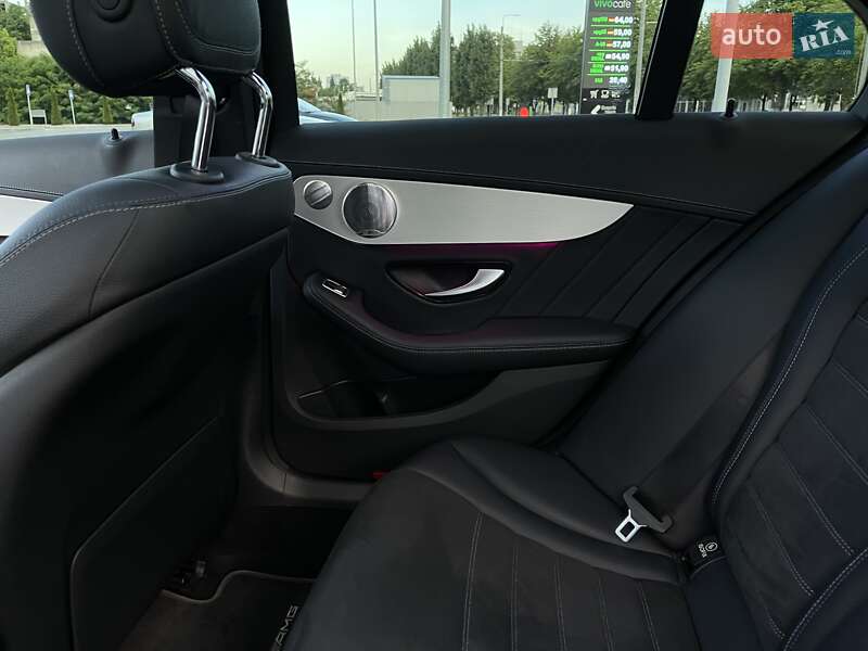 Седан Mercedes-Benz C-Class 2021 в Киеве