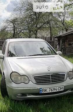 Седан Mercedes-Benz C-Class 2001 в Рокитном