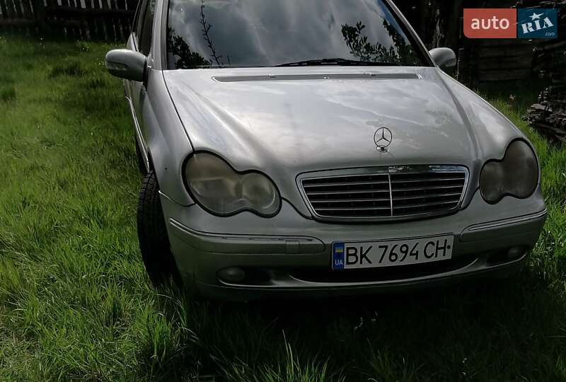 Седан Mercedes-Benz C-Class 2001 в Рокитному