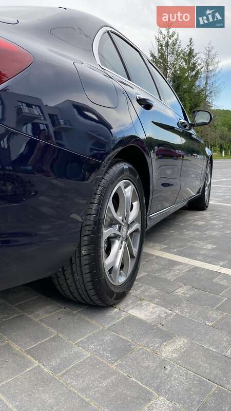 Седан Mercedes-Benz C-Class 2015 в Ужгороді