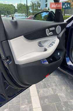 Седан Mercedes-Benz C-Class 2015 в 