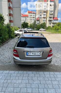 Універсал Mercedes-Benz C-Class 2009 в Івано-Франківську