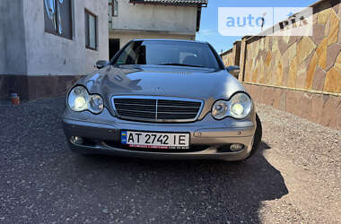 Седан Mercedes-Benz C-Class 2003 в Івано-Франківську