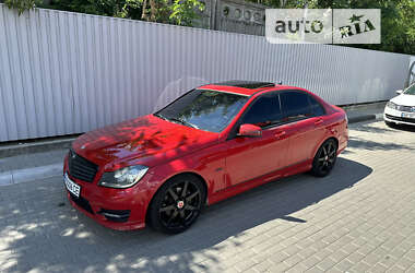 Седан Mercedes-Benz C-Class 2012 в Києві