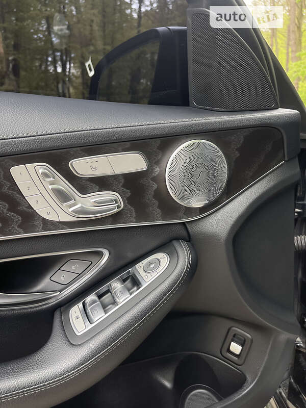 Седан Mercedes-Benz C-Class 2014 в Львові