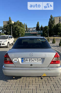 Седан Mercedes-Benz C-Class 1994 в Кропивницькому