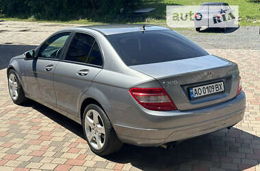 Седан Mercedes-Benz C-Class 2009 в Мукачевому