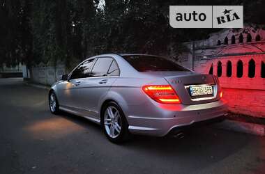 Седан Mercedes-Benz C-Class 2013 в Черкасах